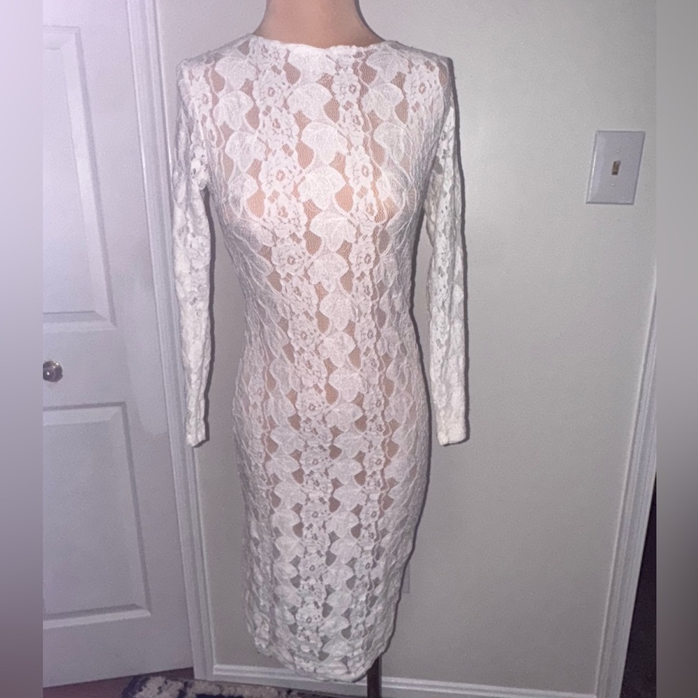 Ladies Ivory Lace Long Sleeve Midi Dress